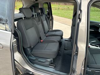 Ford Grand C-MAX 2012