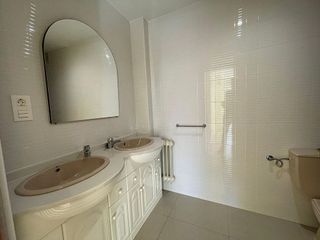 Piso en alquiler en Cervantes en Granada