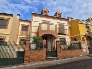 Chalet en venta en Zona Fuentemora en Antequera