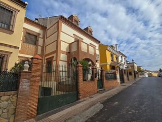 Chalet en venta en Zona Fuentemora en Antequera