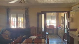 Chalet en venta en Carmona