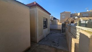 Casa pareada en venta en La Siesta - El Salado - Torreta en Torrevieja