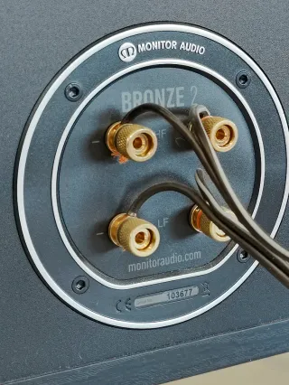 Yamaha R-N500, Monitor Audio Bronze 2 y Fonestar