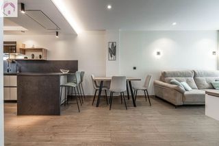 Casa adosada en venta en Albolote