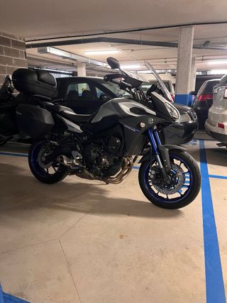 Yamaha MT-09 Tracer 900 Touring