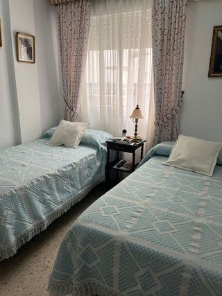 Casa adosada en venta en V Centenario-Piletas-Capuchinos en Sanlúcar de Barrameda