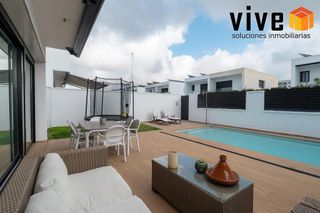 Casa pareada en venta en Nuevo Bulevar en Mairena del Aljarafe