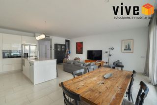 Casa pareada en venta en Nuevo Bulevar en Mairena del Aljarafe