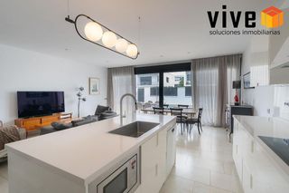 Casa pareada en venta en Nuevo Bulevar en Mairena del Aljarafe