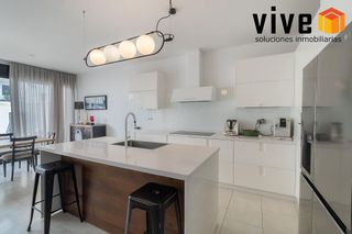 Casa pareada en venta en Nuevo Bulevar en Mairena del Aljarafe