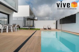 Casa pareada en venta en Nuevo Bulevar en Mairena del Aljarafe