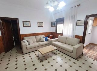 Casa adosada en venta en Benacazón