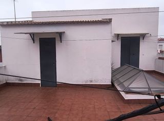 Casa adosada en venta en Benacazón