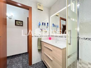 Piso en venta en Artigas - Llefià en Badalona