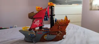 Barco Pirata Tiburón Fisher Price