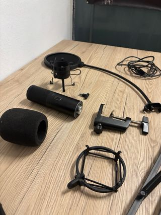 Micrófono USB con accesorios