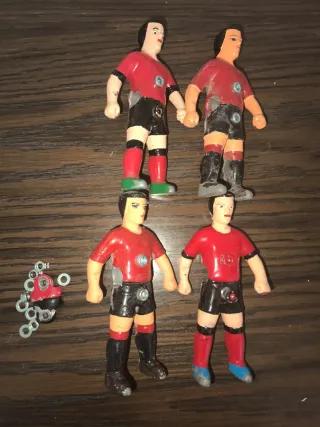 Lote 4 jugadores futbolín Deportin