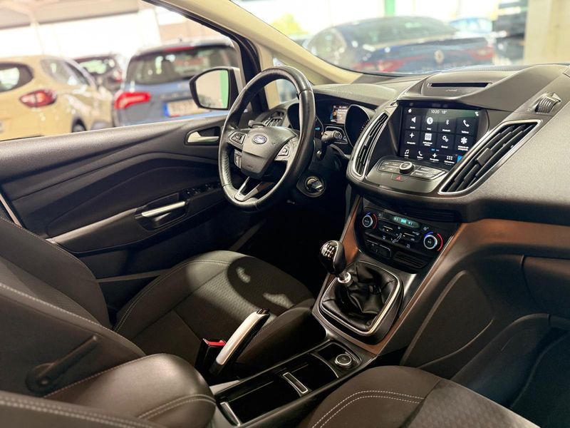 Ford C-Max 2018, foto 7