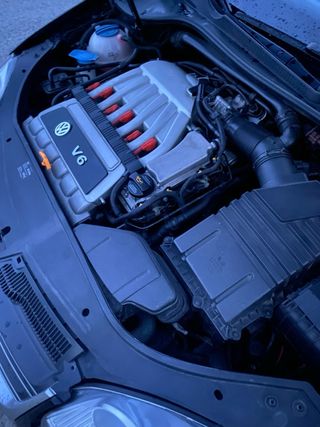 Volkswagen Golf V R32