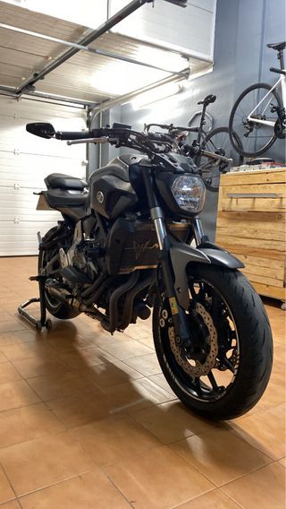 Yamaha MT-07 Gris 2016 A2 45000 Km