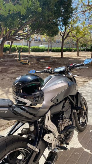 Yamaha MT-07 Gris 2016 A2 45000 Km