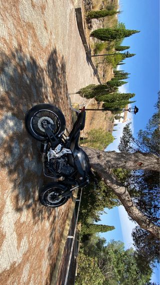 Yamaha MT-07 Gris 2016 A2 45000 Km