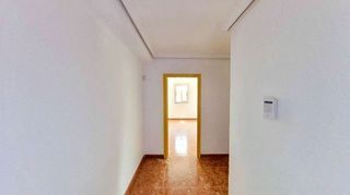 Piso en venta en Torrefiel en Valencia