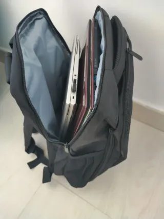 2 Mochilas de cabina de color negro