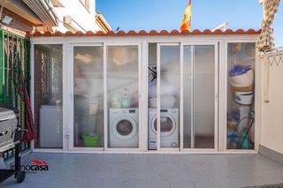 Casa adosada en venta en Alhendín