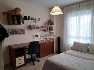 Casa adosada en venta en Lucena