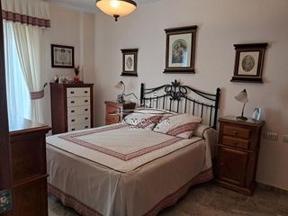 Casa adosada en venta en Lucena