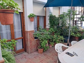 Casa adosada en venta en Lucena