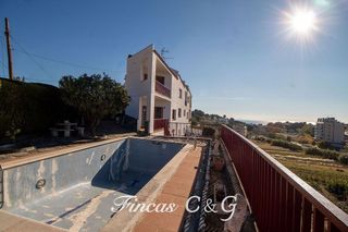 Casa adosada en venta en Arenys de Mar