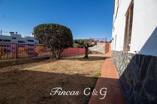 Casa adosada en venta en Arenys de Mar