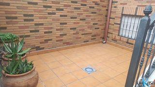 Casa adosada en venta en Linares