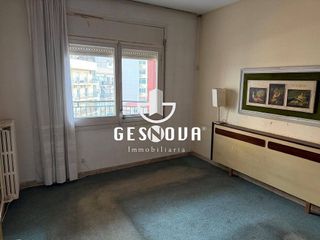 Piso en venta en Centre en Hospitalet de Llobregat, L´