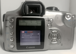 Canon EOS 300D Digital (solo cuerpo)