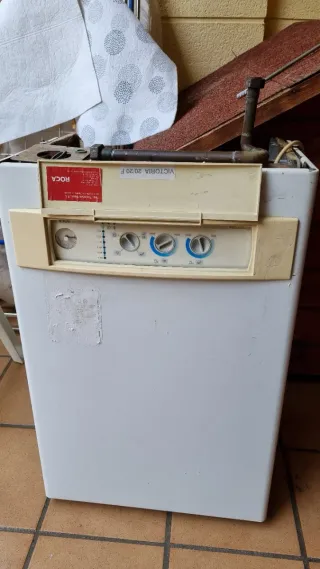 Caldera gas ciudad Roca Victoria 20/20F