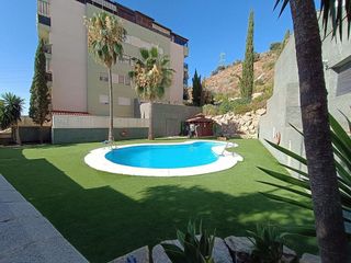 Piso en venta en Puerto de la Torre - Atabal en Málaga