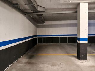 Piso en venta en Puerto de la Torre - Atabal en Málaga