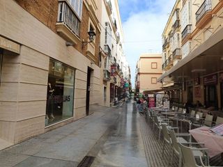Piso en venta en Centro Histórico - Plaza España en Cádiz