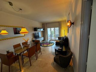 Piso en venta en Los Naranjos - Las Brisas en Marbella