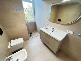 Piso en venta en Velilla-Taramay en Almuñécar