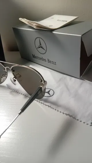 Occhiali da sole Mercedes-Benz