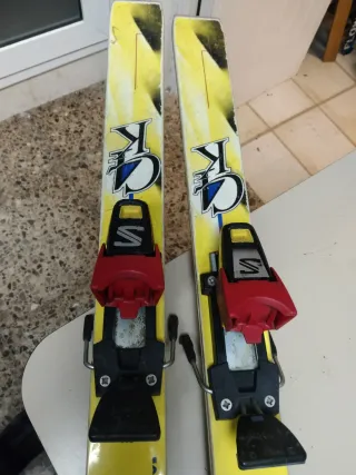 Esquís de pista Rossignol 140cm