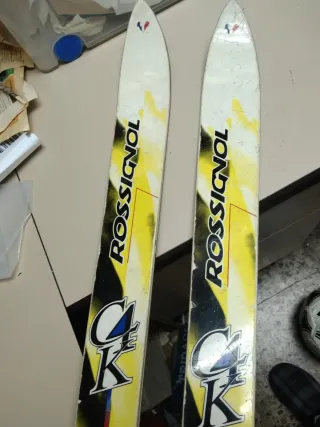 Esquís de pista Rossignol 140cm