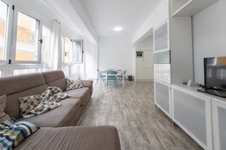 Piso en venta en Santa Catalina - Canteras en Palmas de Gran Canaria(Las)