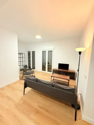 Alquiler habitaciones. Plaza Universidad  Segovia.