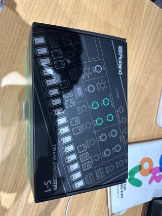 Roland S-1 Tweak Synthesizer