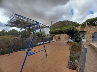Casa rural en venta en Yecla